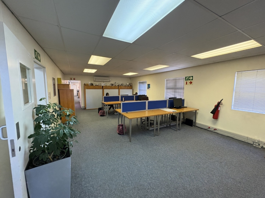 To Let Commercial Property for Rent in Montague Gardens Western Cape